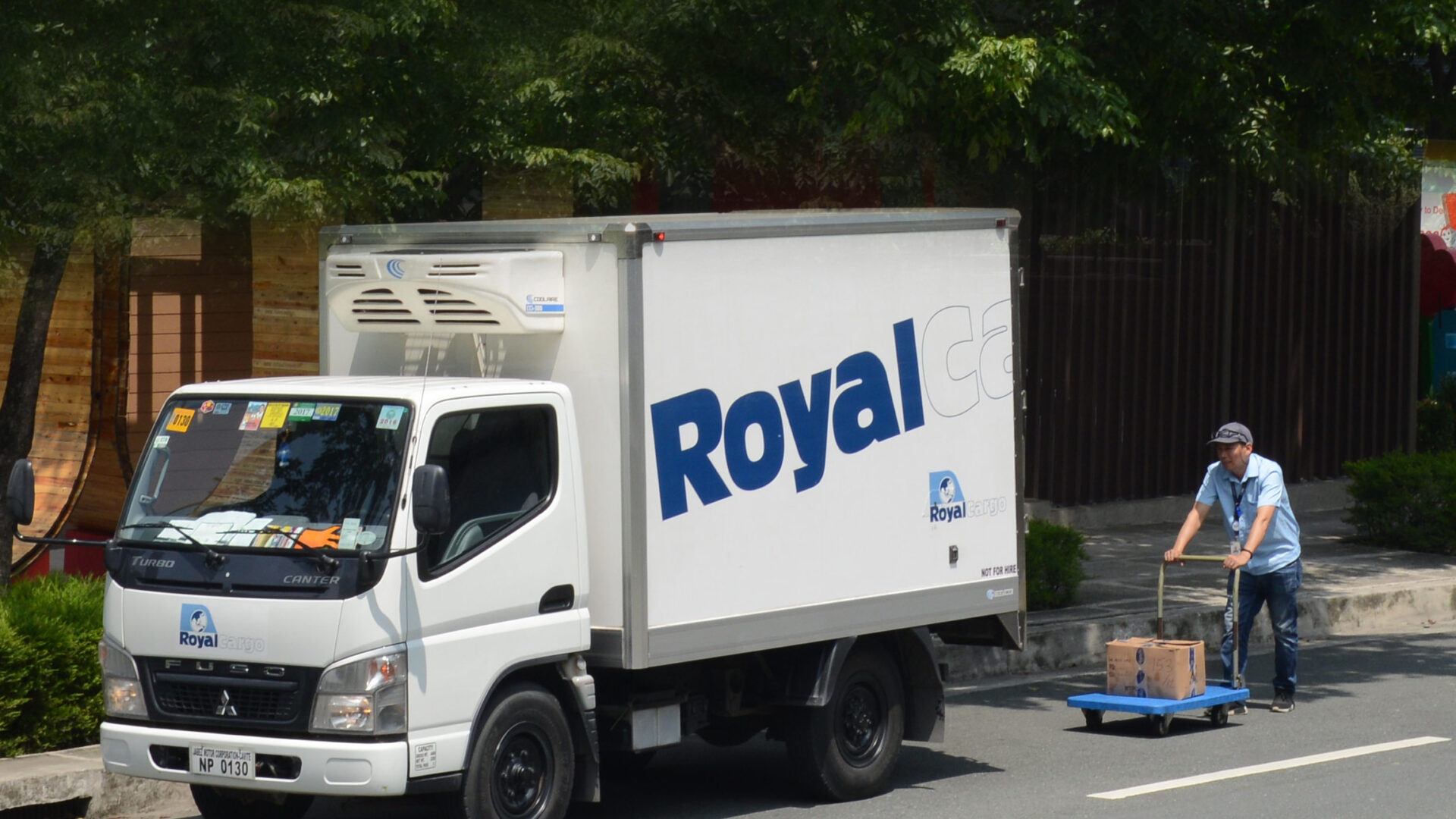 Royal Cargo Equips Reefer Vans for Christmas season