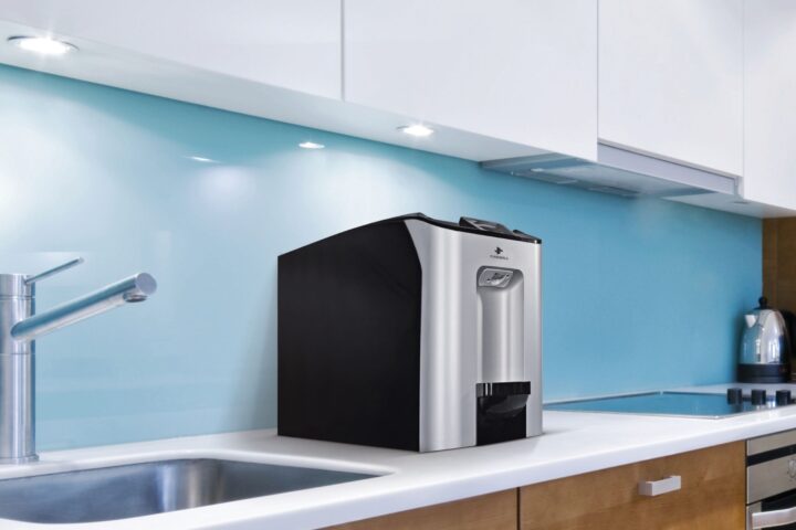 Today’s Modern Filipino Kitchen Must-Have: A Reliable and Stylish Water Purification Station