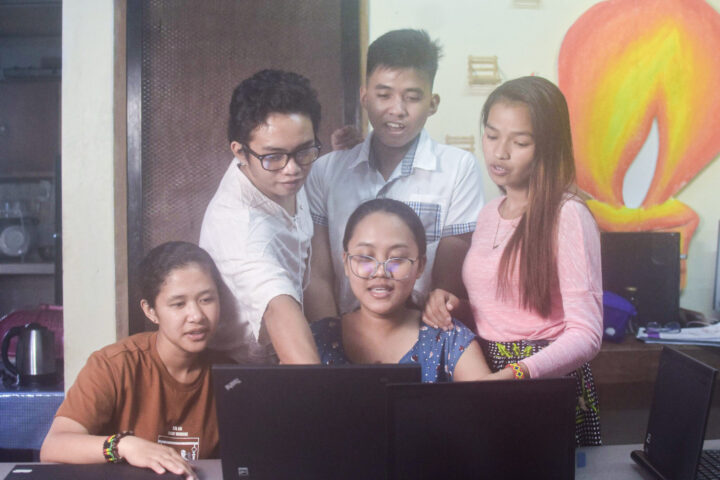 Chevron Partners with AMCHAM to Donate Laptops to Lumad Scholars