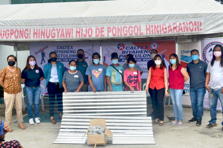 Caltex Biyaheng Pagtulong Donates Roofing Materials to Victims of Super Typhoon Odette in Negros Occidental
